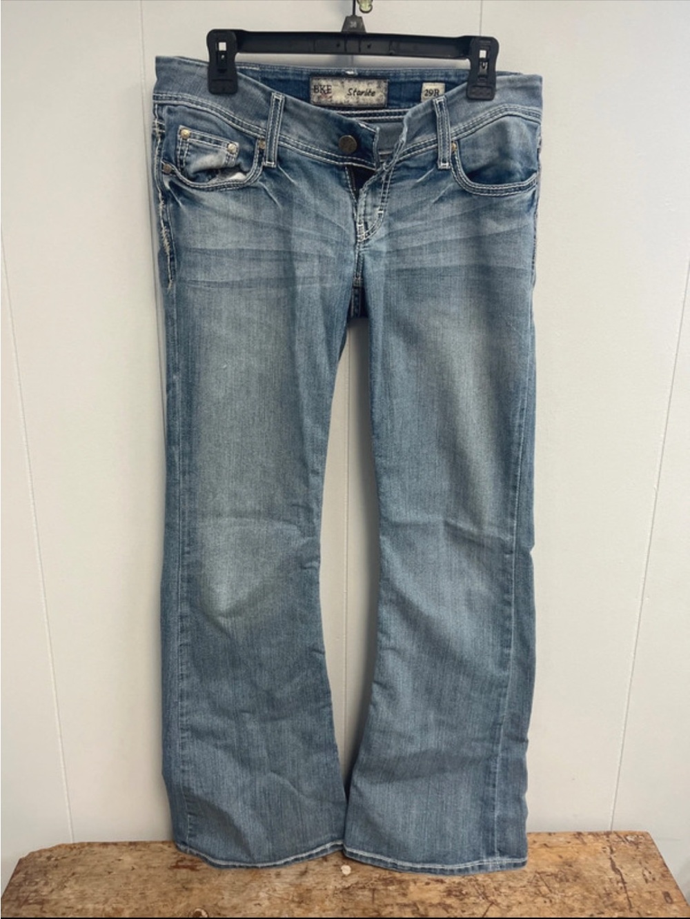 BKE Light Blue starlite 29r Jeans